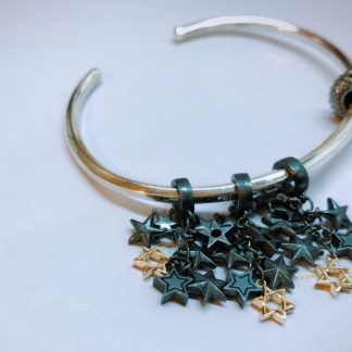 Superimposed Stars Dangle