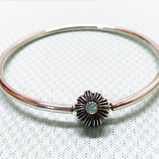 Ode To The Daisy Bangle