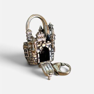 The Enchanted Castle lock